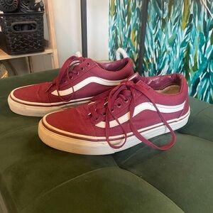 Classic Vans Sneakers